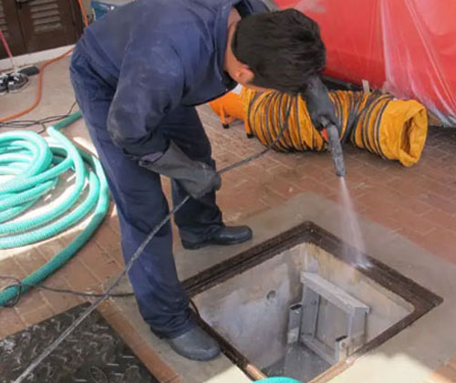 Tank Cleaning Master-Water Tank Cleaning Services in South Delhi
